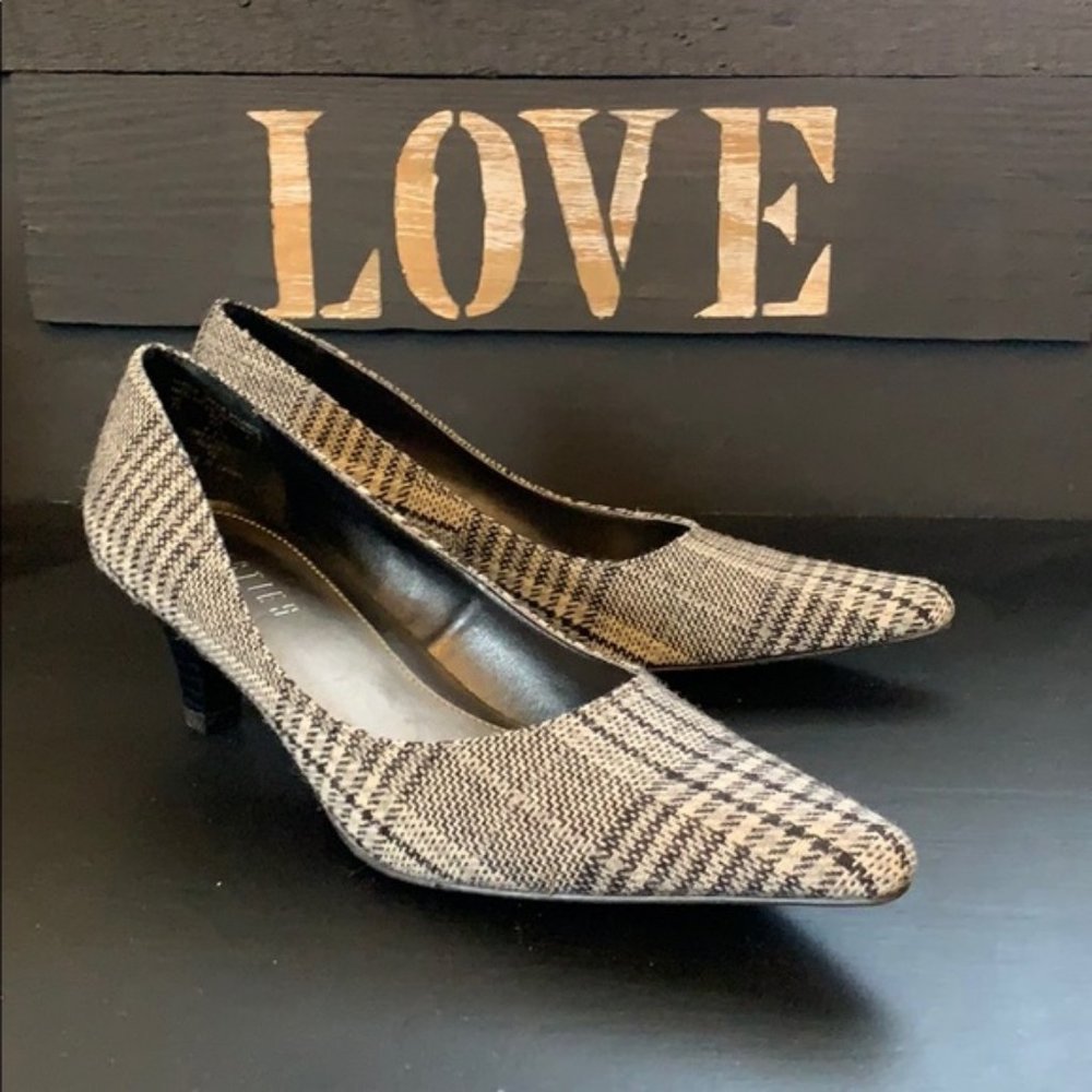 Westies plaid heels. Women’s 7.5.